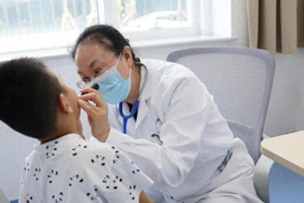 伍祥配资 夏季儿童呕吐腹泻高发？专家揪出三大“元凶”